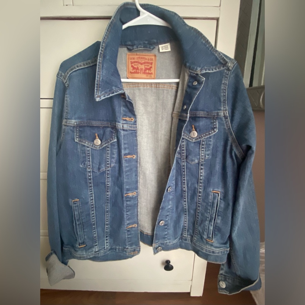 Levi’s XL denim jacket-need I say more?